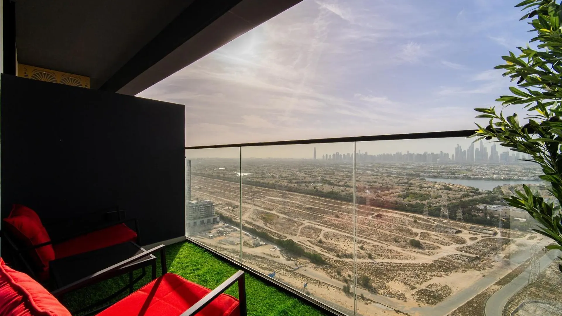 Your Peaceful View - 1Br With 2 Balconies On 28Th Floor Dubai 0*,  United Arab Emirates