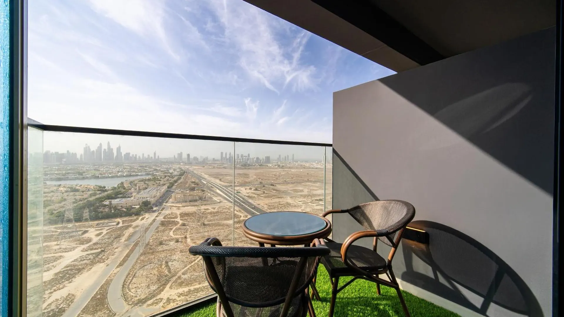 Apartment Your Peaceful View - 1Br With 2 Balconies On 28Th Floor Dubai